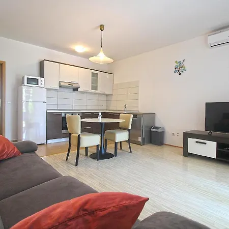 Fuer 2 Personen Ca 45 Qm In Pula, Istrien Istrische Riviera * Póla